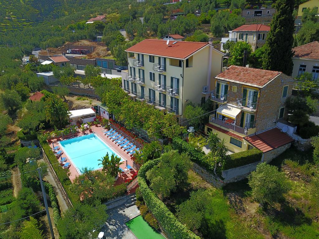 Residence Elvira Diano Marina Exterior photo